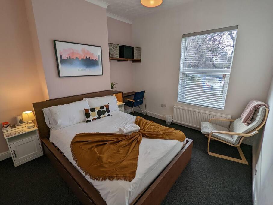 Gloucester Pl - Affordable 3 Bed House Casa de férias Manchester