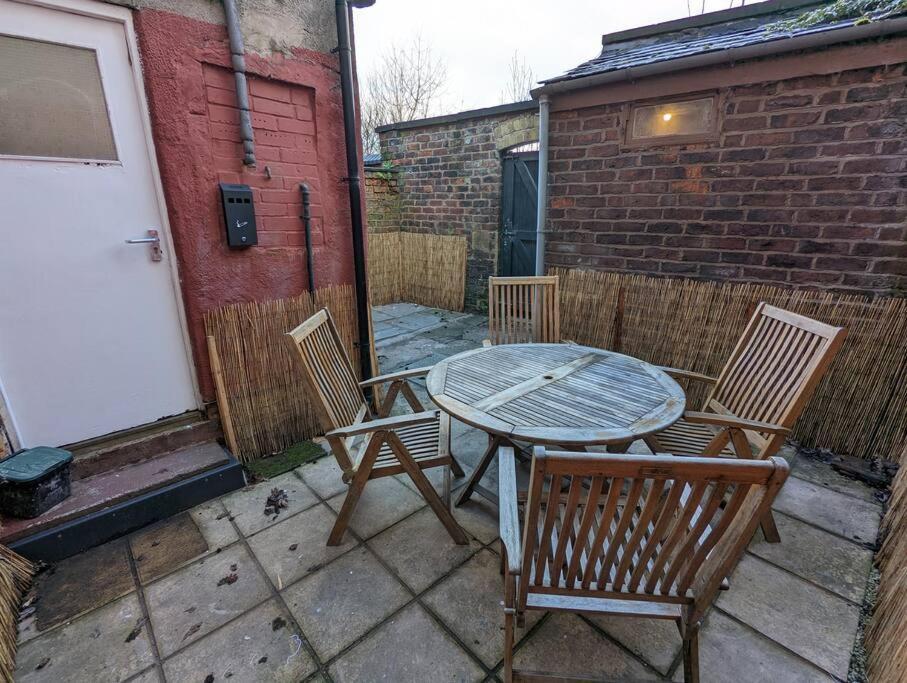 Casa de férias Gloucester Pl - Affordable 3 Bed House